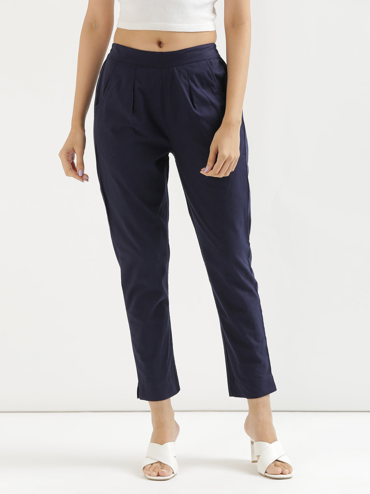 Women Regular Fit Black Pure Cotton Trousers