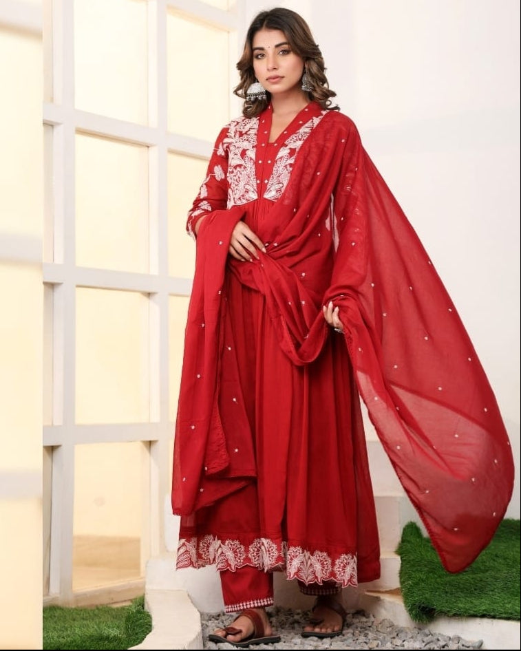 THE ANARKALI KURTA SET WITH PANT AND DUPATTA