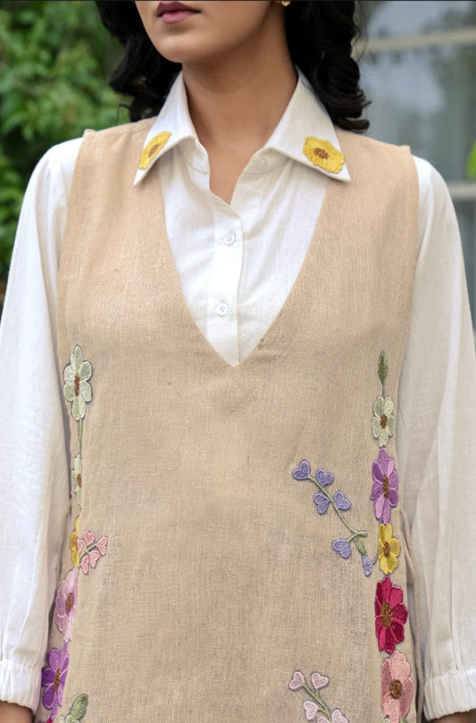 Comfortable and classy shirt and pent |