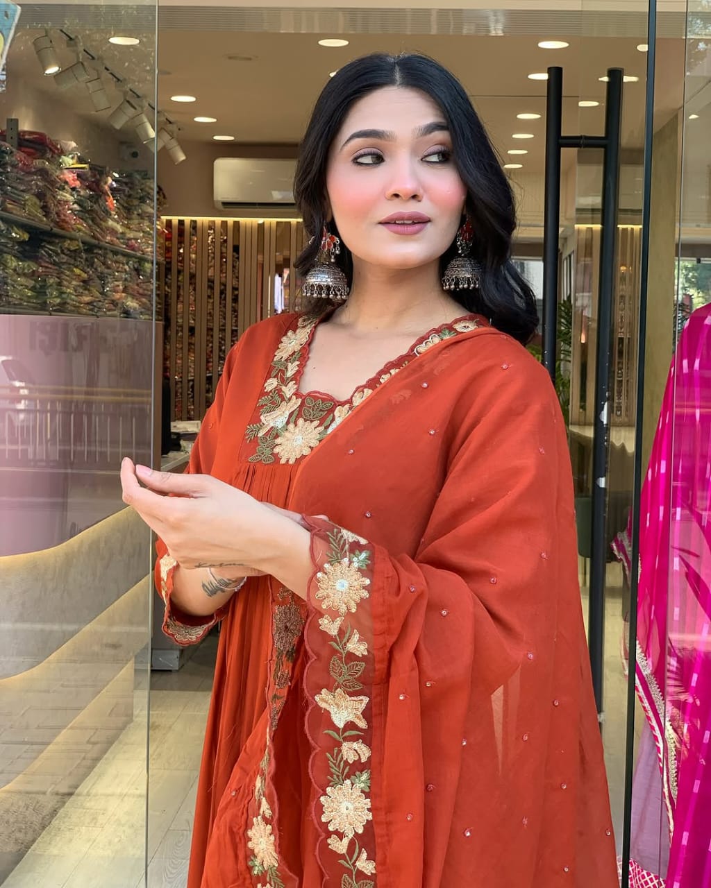 PURE COTTONSUPER DYEING QUALITY WITH BEAUTIFUL EMBROEDRY NECK & SELEVES|