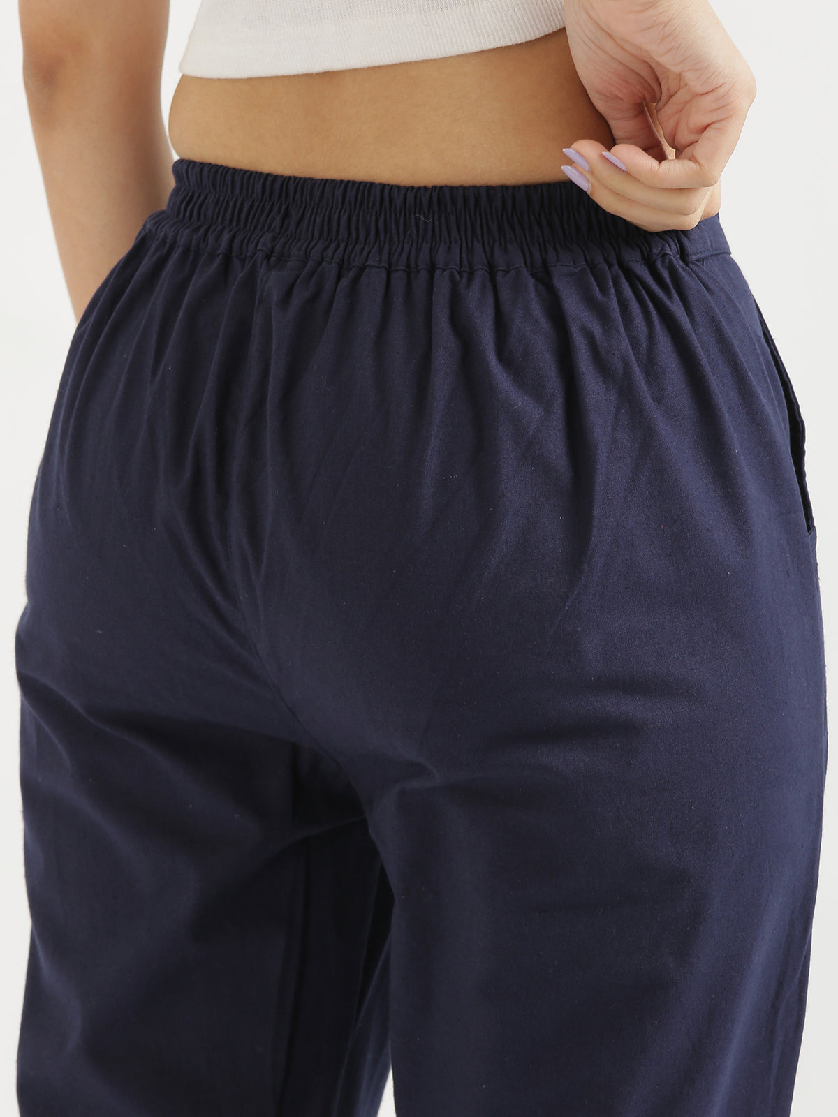 Women Regular Fit Black Pure Cotton Trousers