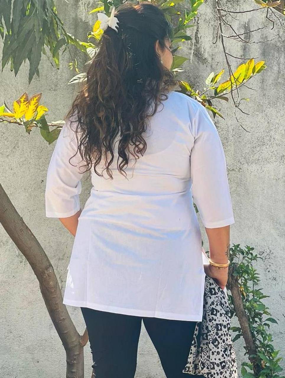 Women Solid Pure Cotton Straight Kurta
