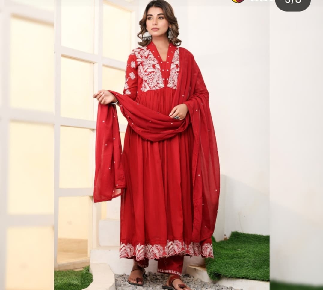 THE ANARKALI KURTA SET WITH PANT AND DUPATTA