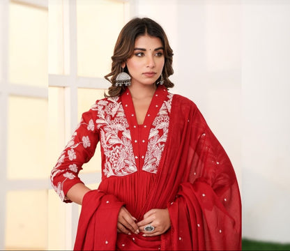 THE ANARKALI KURTA SET WITH PANT AND DUPATTA