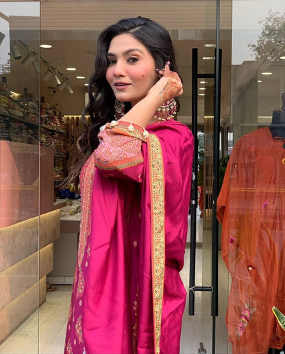 Reshmi Pakistani Suit Set – Muntahaa Designer Festive Ethnic Wear India