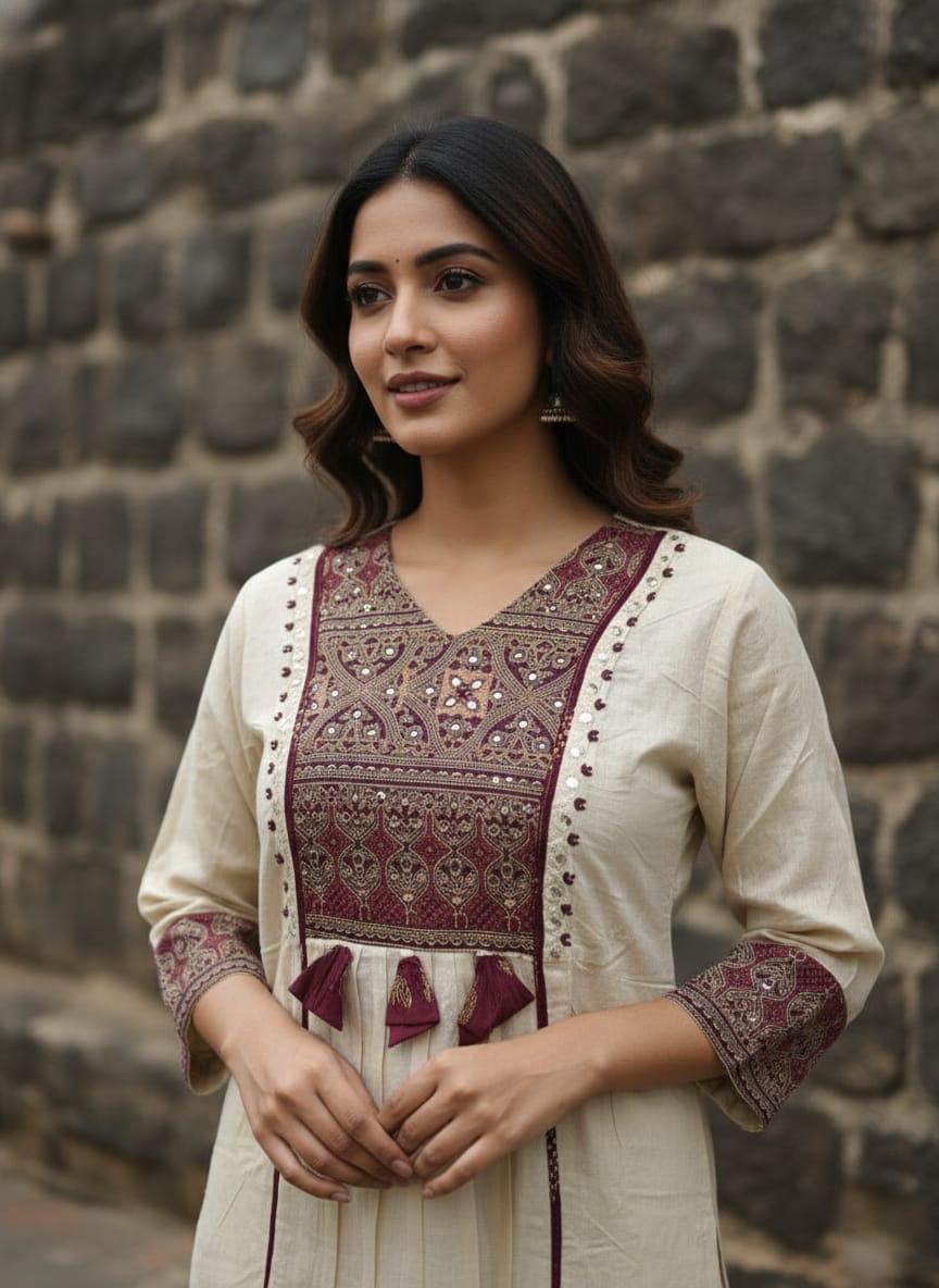 ELEGANT FLAIRED SUIT | THE PERFECT OF TRADITIONAL WEAR |