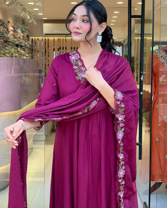 PURE COTTONSUPER DYEING QUALITY WITH BEAUTIFUL EMBROEDRY NECK & SELEVES|