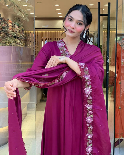 PURE COTTONSUPER DYEING QUALITY WITH BEAUTIFUL EMBROEDRY NECK & SELEVES|