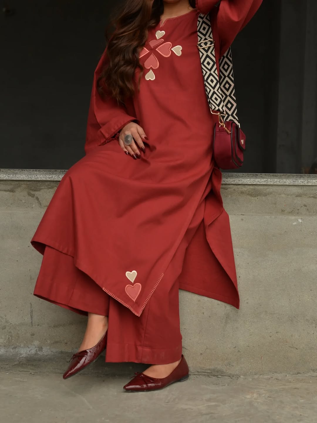 Comfortable and classy kurti set |