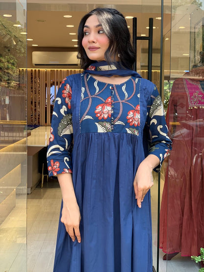Beautiful hand embroidery detail on cotton kurta set with dupatta - traditional Indian wear
