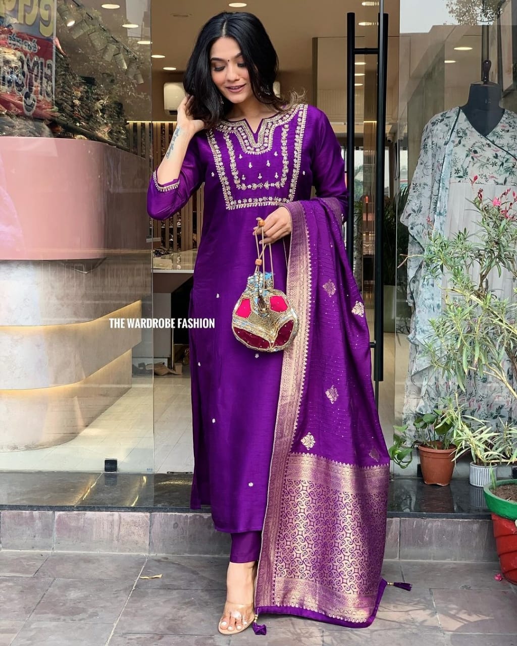 Latkan dupatta with rayon kurti pant set - traditional Indian ethnic outfit

