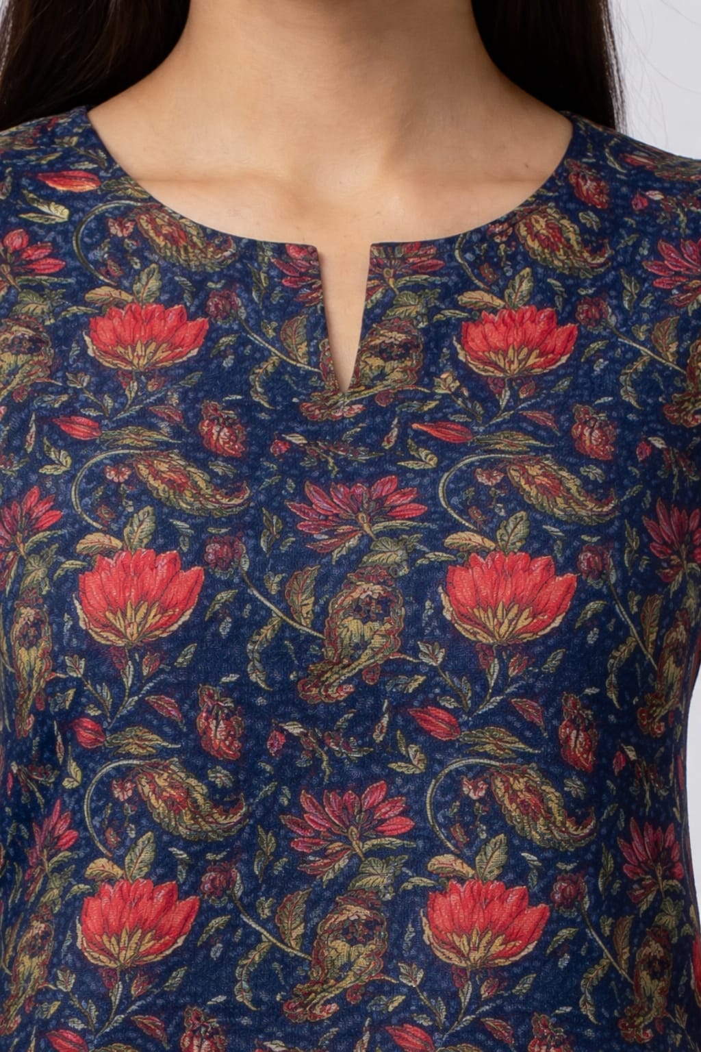  Muntahaa Midnight Floral Co-ord Set – Red Floral Print Detail Close-Up
