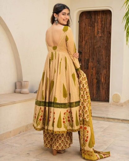 Premium Cotton Anarkali Set Full Look - Muntahaa
